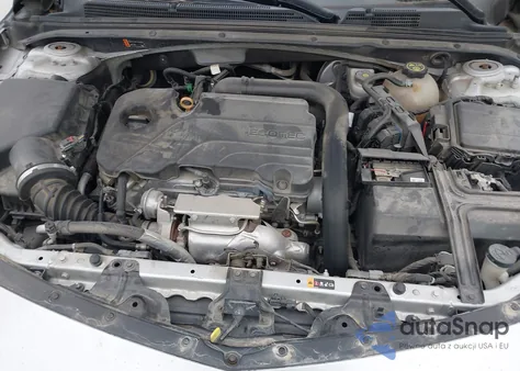 2020 Chevrolet Malibu Fwd 1Fl из США, поврежденный, VIN 1G1ZC5ST4LF001231